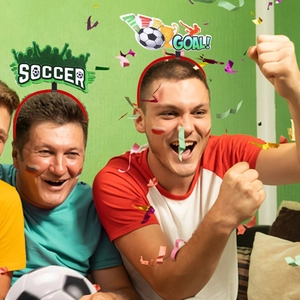 Cerchietti da calcio con scritte GOAL e SOCCER per tifosi durante feste a tema