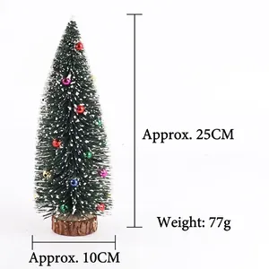 Mini-Weihnachtsbaum mit Flockung, bunten Kugeln und Holzsockel, Tischdeko 25 cm hoch