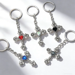 Gothic Vintage Alloy Rose Cross Keychain Heart Shape Rhinestone Bag Charm Retro Car Key Ring Pendant For Women Men