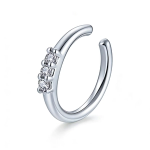 Bague d'oreille en argent sterling S925 poli avec trois oxydes de zirconium ronds