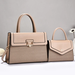 Zweiteiliges beiges Handtaschen-Set mit Patchwork-Design und gewebter Textur