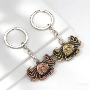 Vintage Creative Metal Crab Keychain Retro Alloy Animal Shaped Bag Charm For Car Keyring Decoration Individual Men Women Gift