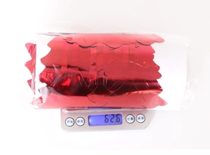 Weight measurement of 2m red Christmas tinsel foil fringe curtain for party decor