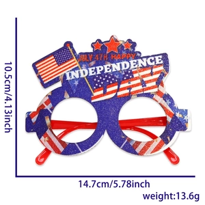 USA Independence Day glasses detail showing 14.7cm width and 10.5cm height dimensions