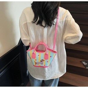 Sac seau teckel à rayures bleues et jaunes avec anses roses et détails en étoile