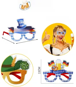 Gedetailleerde afmetingen voor Oktoberfest feestbrillen met blauw-witte patronen