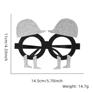 Detail view of horse racing party glasses showing frame dimensions and top hat decoration