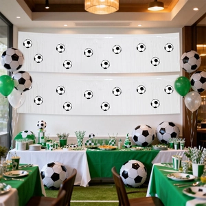 2026 WK voetbal feestpakket met ballonnen, vlaggenlijn en bijpassend servies