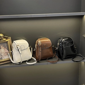 Sac Bandoulière Carré en Cuir PU pour Femme Design de Niche Minimaliste Avec Surpiqûres Contrastées Mode de Rue Sac à Main Quotidien