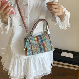 Petit sac à bandoulière tissé à rayures colorées pour femme avec bandoulière amovible