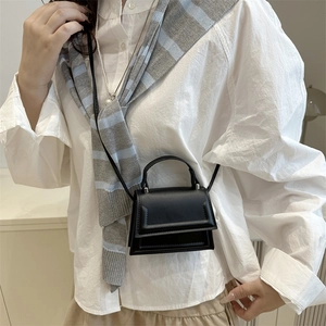 Minimalist black glossy PU leather mini crossbody square bag for casual summer style