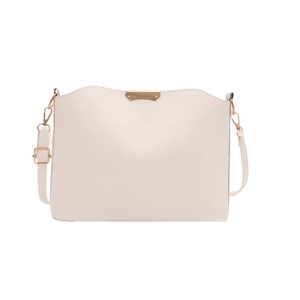 Sac à bandoulière beige chic en forme de coquille avec bordure ondulée et détails dorés