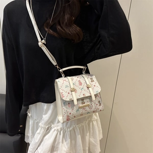 Sweet cartoon bear and strawberry printed white square handbag with top handle and strap
