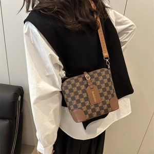 Sac seau vintage à carreaux pour femmes avec imprimé rétro et bandoulière en cuir