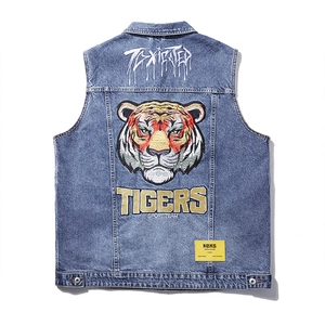 Gilet en jean oversize pour homme avec broderie tête de tigre et lettrage sport au dos