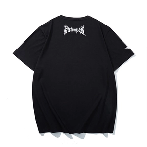 T-shirt noir oversize en coton avec imprimé Victimizer gothique blanc au dos et logo étoile