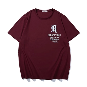 Deep red cotton t-shirt with letter print and crew neck in a relaxed minimalist style