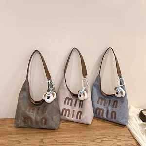 Vintage Fashion Large Capacity Tote Bag For Women PU Leather Minimalist Shoulder Bag With Plush Dog Pendant Shopping Bag