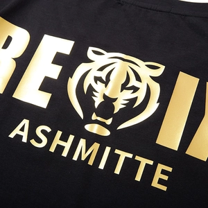 T-shirt noir oversize pour homme avec motif tête de tigre doré et logo ASHMITTE