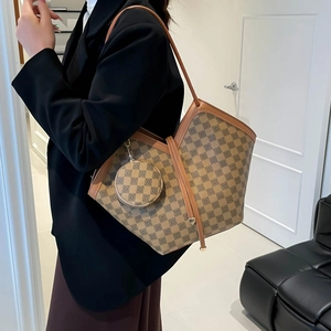 Sac fourre-tout marron classique à motif géométrique et pochette assortie