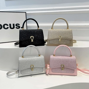 Élégant Sac Carré pour Femmes en Cuir PU Avec Rabat à Paillettes Strass Boucle en Métal Chic Sac à Bandoulière pour Fête Quotidien