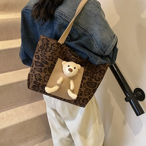 Retro leopard print canvas tote bag with 3D teddy bear pocket and large capacity