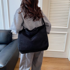 Große schwarze Cord-Einkaufstasche für Damen, stylische Vintage-Schultertasche für Alltag