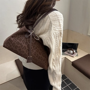 Fashionable large capacity leopard print shoulder bag with soft suede finish for women