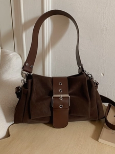 Sac à Épaule Vintage en Cuir PU pour Femmes Sac Sous le Bras Rétro Hobo Avec Grande Boucle en Métal Détail d'Oeillets