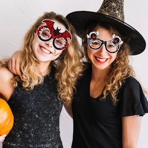 Occhiali di carta decorativi per Halloween con ali di pipistrello e ragni per feste