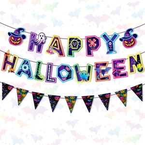 Dettaglio di striscioni Neon Halloween con scritte Happy Halloween e motivi spaventosi