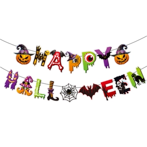 Dettaglio banner Happy Halloween con motivi di zucca e pipistrello su cartoncino bianco