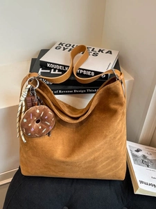 Large Capacity Suede Tote Bag Retro Commuter Hobo Shoulder Bag For Women With Creative Donut Charm Solid Color Casual Purse