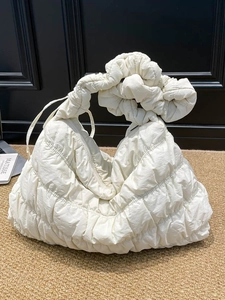 Fashion Nylon Quilted Pleated Shoulder Bag For Women Cloud Shape Underarm Bag Large Capacity Casual Versatile Tote Handbag