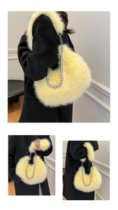 Vues détaillées du sac demi-lune en fausse fourrure jaune avec chaîne de perles
