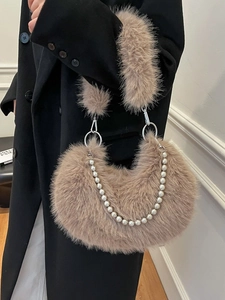 Sac hobo en fausse fourrure kaki avec chaîne de perles élégante pour femmes