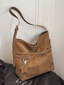 Grand Sac Cabas en Cuir PU Vintage pour Femmes Sac à Épaule Rétro Couleur Unie Avec Charme d'Étoile Sac de Navette