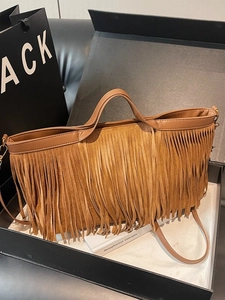 Sac Fourre-Tout Vintage Bohème à Franges Grande Capacité en Cuir PU Sac à Bandoulière à Long Gland pour Femmes Décontracté Quotidien Voyage
