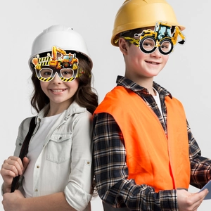 Lunettes de fête en papier thème chantier avec motifs d'excavatrice pour anniversaire