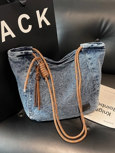 Large Capacity Denim Tote Bag For Women Retro Casual Versatile Crossbody Bag Student Commute Shoulder Bag With Tassels