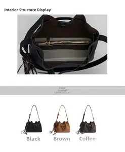 Structure interne et options de couleurs du sac seau vintage avec détails à glands