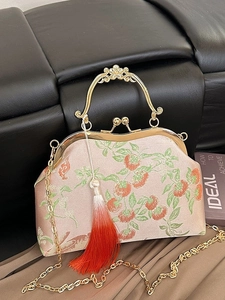 Vintage Chinese Style Embroidery Satin Crossbody Bag For Women Elegant Evening Handbag With Chain Strap And Tassel Cheongsam Bag