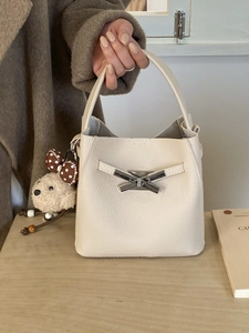 Retro Lychee Grain PU Leather Bucket Bag For Women Minimalist Handbag With Metal Buckle Versatile Shoulder Crossbody Bag