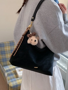 Vintage Matte PU Leather Hobo Shoulder Bag For Women Large Capacity Crossbody Handbag With Teddy Bear Pendant Casual Bag