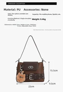 Tableau des dimensions du sac baguette en simili cuir marron avec pendentif ours