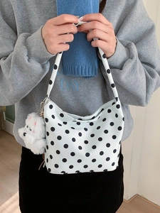 Sac bandoulière en nylon à pois avec breloque chiot mignon pour femme moderne