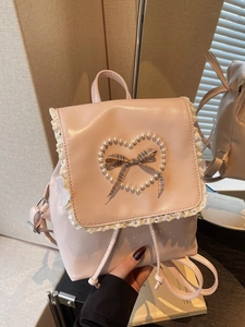 Rosa PU-Leder Rucksack mit Spitzenbesatz, Perlenherz und Karo-Schleife für den Frühling