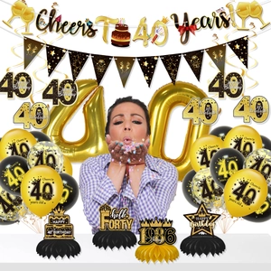 Details von schwarz-goldenen 40. Geburtstag Ballons, Banner und Tischdeko Waben-Elementen