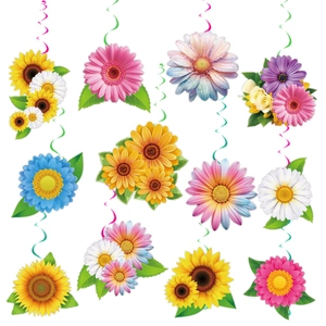 Guirlandes suspendues de tournesols et marguerites pour décoration de fête colorée