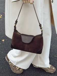 Vintage dark brown suede underarm bag with gold hardware for women, outdoor fashion look